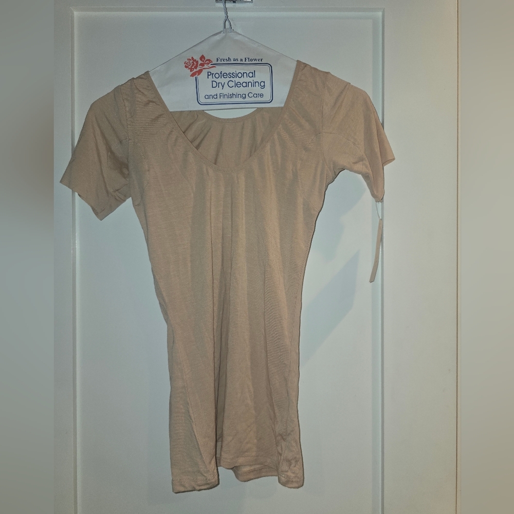 Numi Sweat Protector Top, Never Worn With Tags